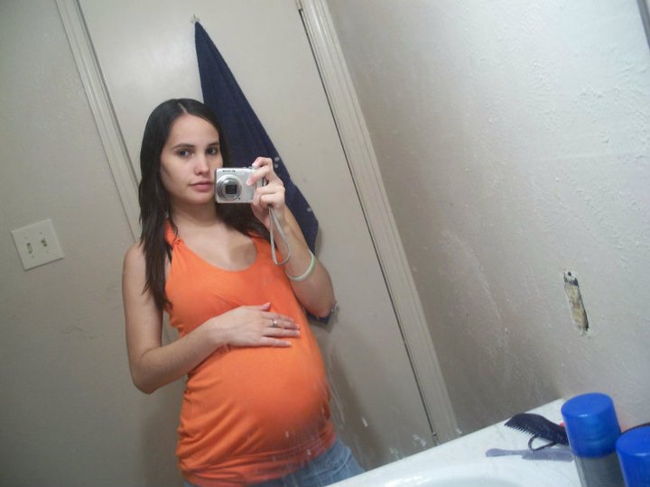 Krystal Female Puerto Rican Surrogate Mother From Dallas