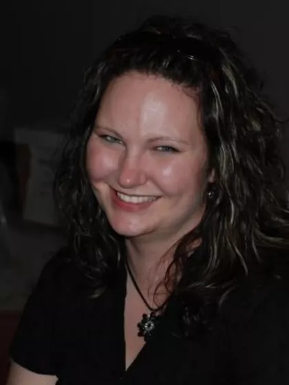 Leanne – Intended Parents in Duchess, Alberta, Canada – photo 2