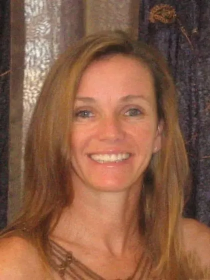 Vicky – Intended Parent in Dubai, Dubayy, United Arab Emirates