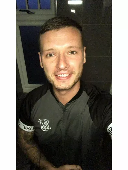 Adam – Intended Parent in Wakefield, England, United Kingdom