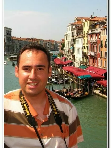 Daniel – Intended Parent in Buda, Budapest, Hungary – photo 3