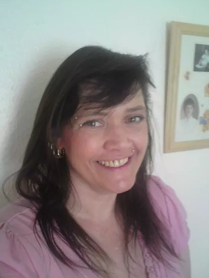 Helen-Louise – Intended Parent in Lisburn, Northern Ireland, United Kingdom