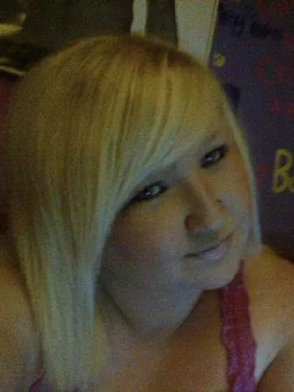 Amy – Intended Parent in Oswestry, England, United Kingdom – photo 3