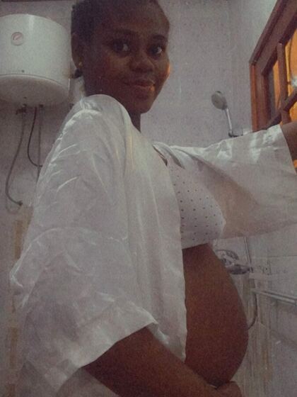 Photo 2 of surrogate mother profile in Deido, Littoral, Cameroon
