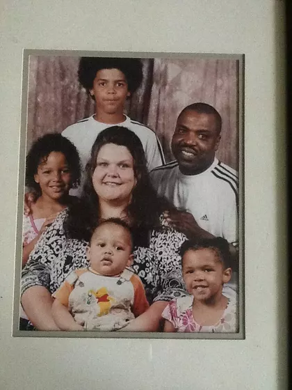 Denise – Surrogate Mother in Welland, Ontario, Canada – photo 4