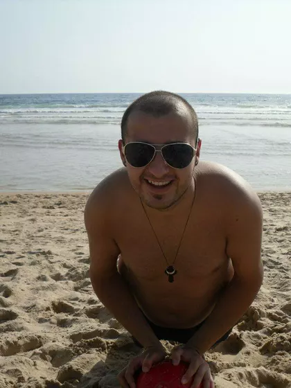 Popp ā Sperm Donor in Almada, Lisboa, Portugal