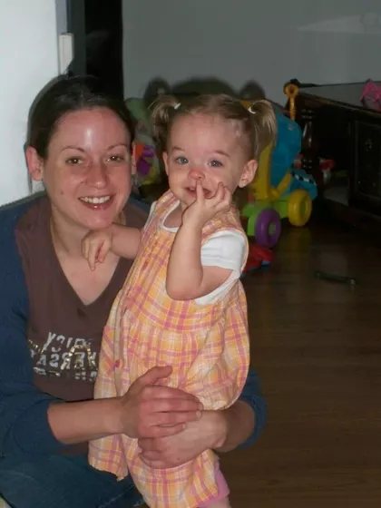 Christine – Surrogate Mother in Windsor, Ontario, Canada – photo 2