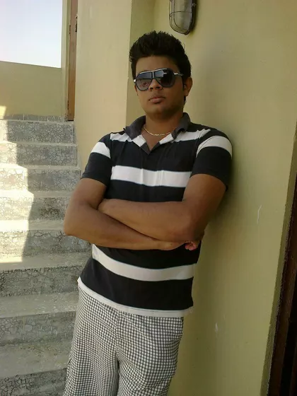 Arnold – Sperm Donor in Calcutta Garden Reach, West Bengal, India