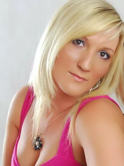 Louise – Surrogate Mother in Bristol, England, United Kingdom