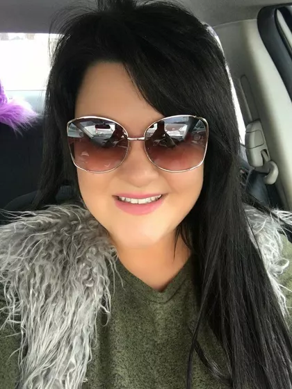 Sara – Surrogate Mother in Cambridge, Ontario, Canada