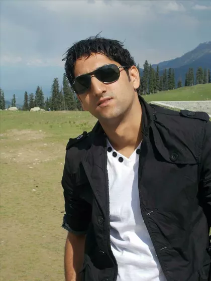 Majid – Sperm Donor in Srinagar, Jammu and Kashmir, India – photo 3
