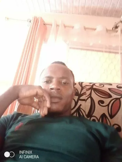 Apong – Sperm Donor in Limbe, Sud Ouest South west, Cameroon – photo 4