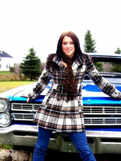 Meghan – Egg Donor in River Valley, Ontario, Canada – photo 3