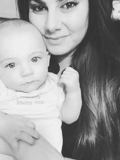 Sally – Surrogate Mother in Palm Springs, California, United States