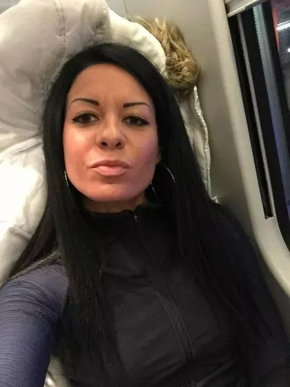 Aurãlie – Surrogate Mother in Carouge, Geneve, Switzerland