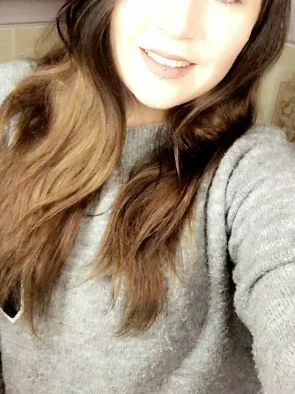 Hannah – Surrogate Mother in Truro, England, United Kingdom