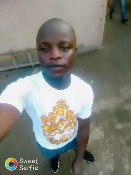 Sunday – Sperm Donor in Bariga, Lagos, Nigeria – photo 4