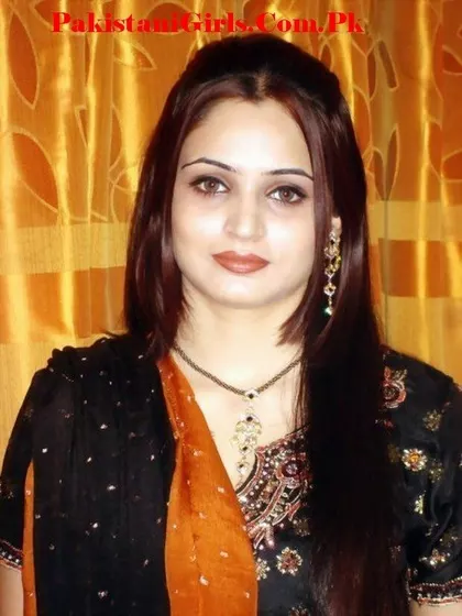Oviya – Surrogate Mother in New Delhi, Delhi, India