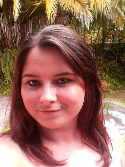 Analie – Surrogate Mother in Papakura, New Zealand