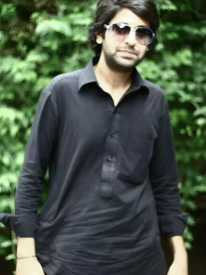 Sunny – Sperm Donor in Peshawar, North West Frontier, Pakistan – photo 4