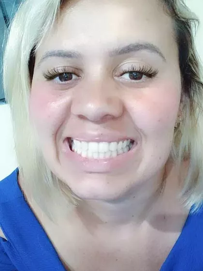 Thais – Egg Donor in Londrina, Parana, Brazil – photo 2