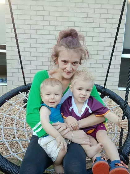 Stacey – Surrogate Mother in Moe, Victoria, Australia – photo 1