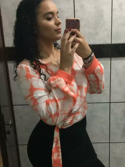 Lizandra – Egg Donor in Patos de Minas, Minas Gerais, Brazil – photo 3