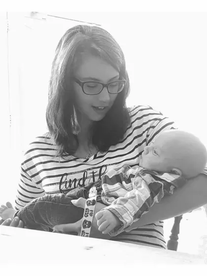 Velvet – Surrogate Mother in Ibsley, England, United Kingdom – photo 2