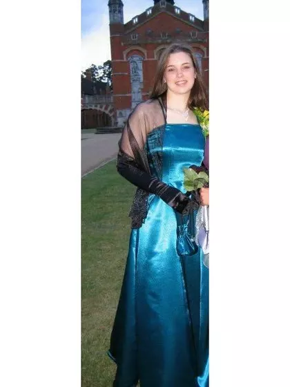 Samantha – Surrogate Mother in Grimsby, England, United Kingdom