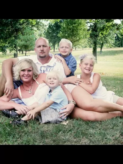 Surrogate Mother – Surrogate Mother in Bonner Springs, Kansas, United States – photo 2