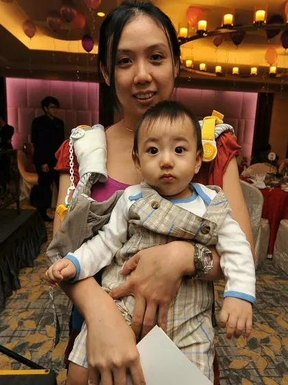 Yvonne – Surrogate Mother in Kampong Bahru, Singapore