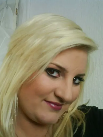 Samantha – Surrogate Mother in Hemel Hempstead, England, United Kingdom