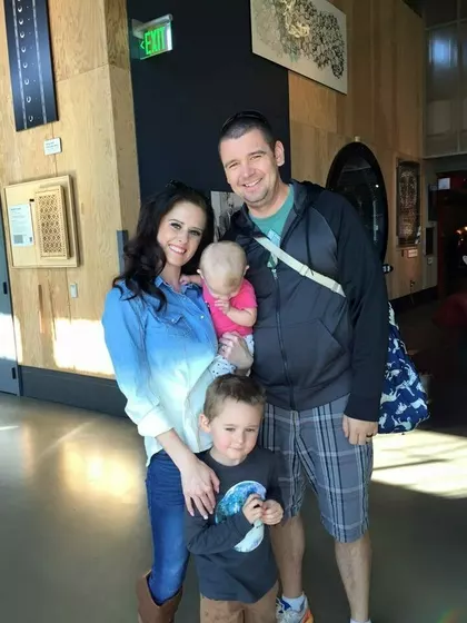Victoria – Surrogate Mother in Folsom, California, United States – photo 4