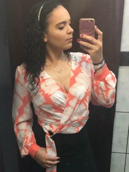 Lizandra – Egg Donor in Patos de Minas, Minas Gerais, Brazil – photo 2