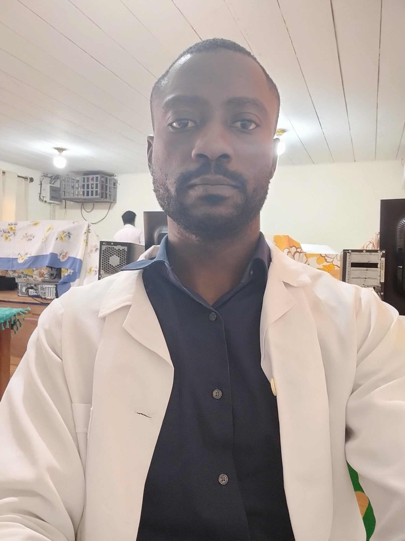 Sperm Donor profile in Yaounde, Centre, Cameroon on SurrogateFinder